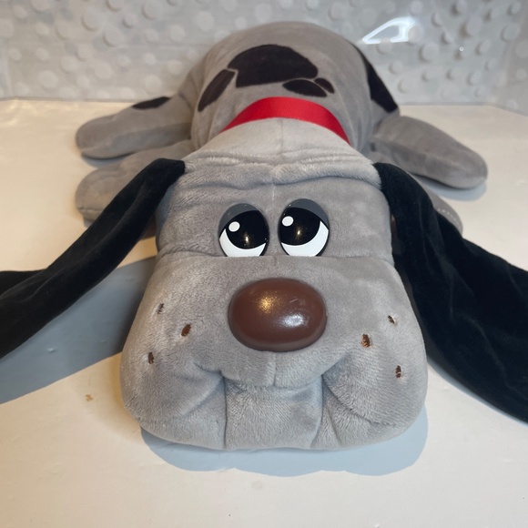 Pound Puppies 🐶 Classic Large Plush (2019) - Picture 2 of 7